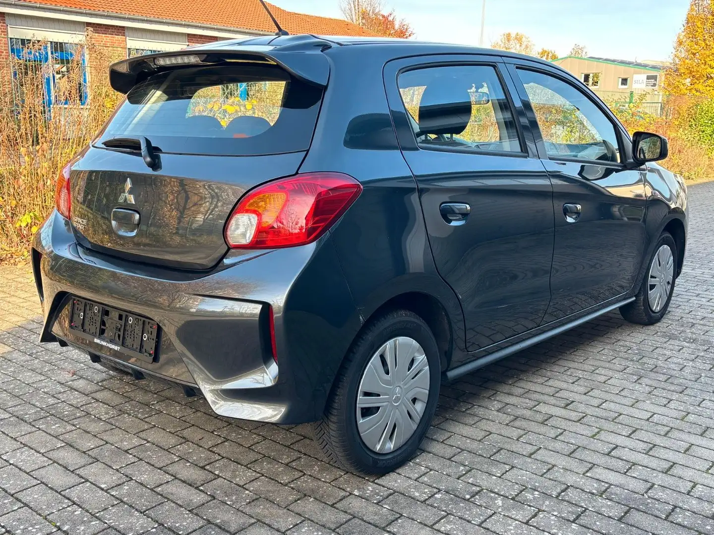 Mitsubishi Space Star 1.2 SELECT+ CARPLAY Klima Garantie+ Grau - 2