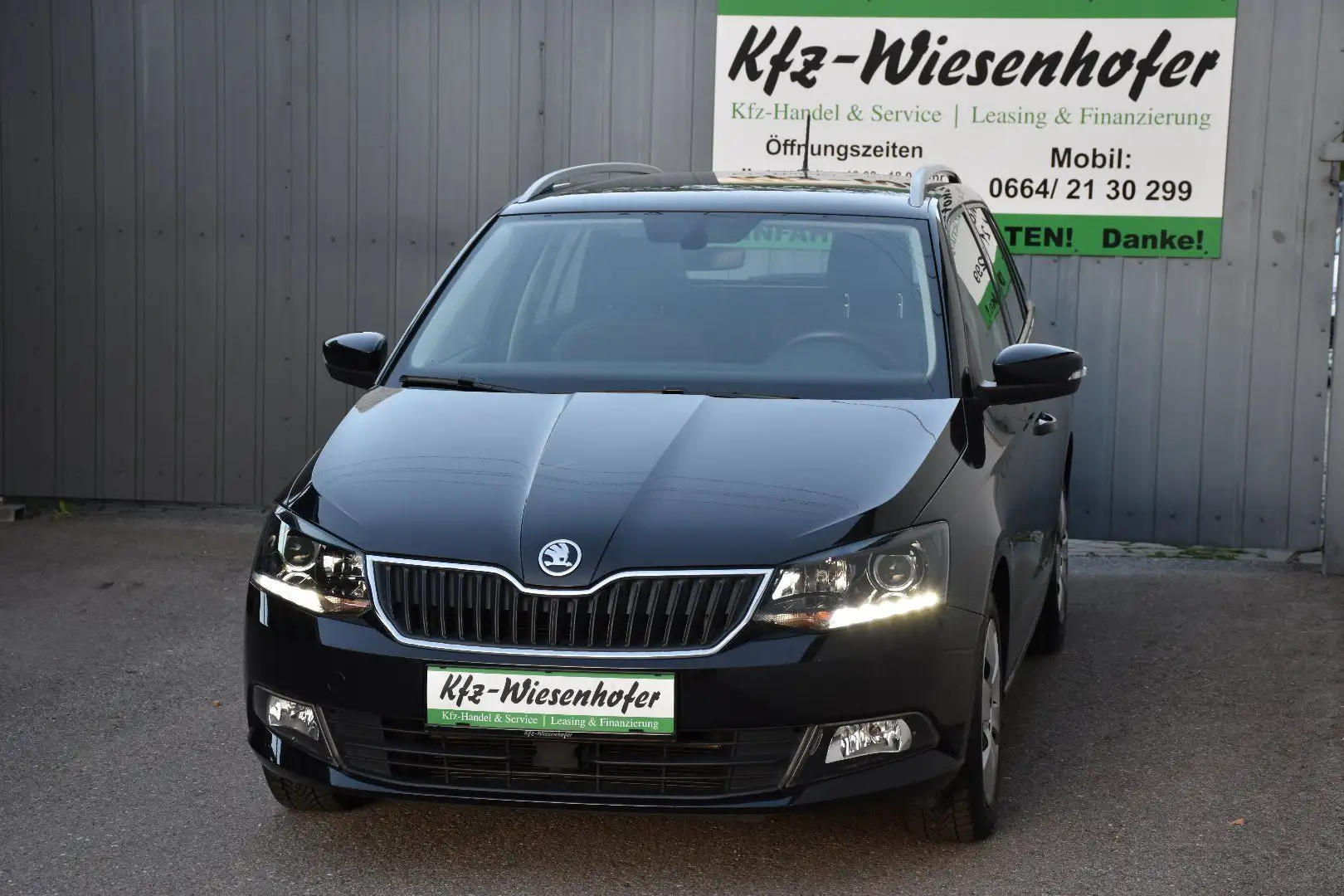 Skoda Fabia Ambition / Pickerl + Service NEU / Schwarz - 2