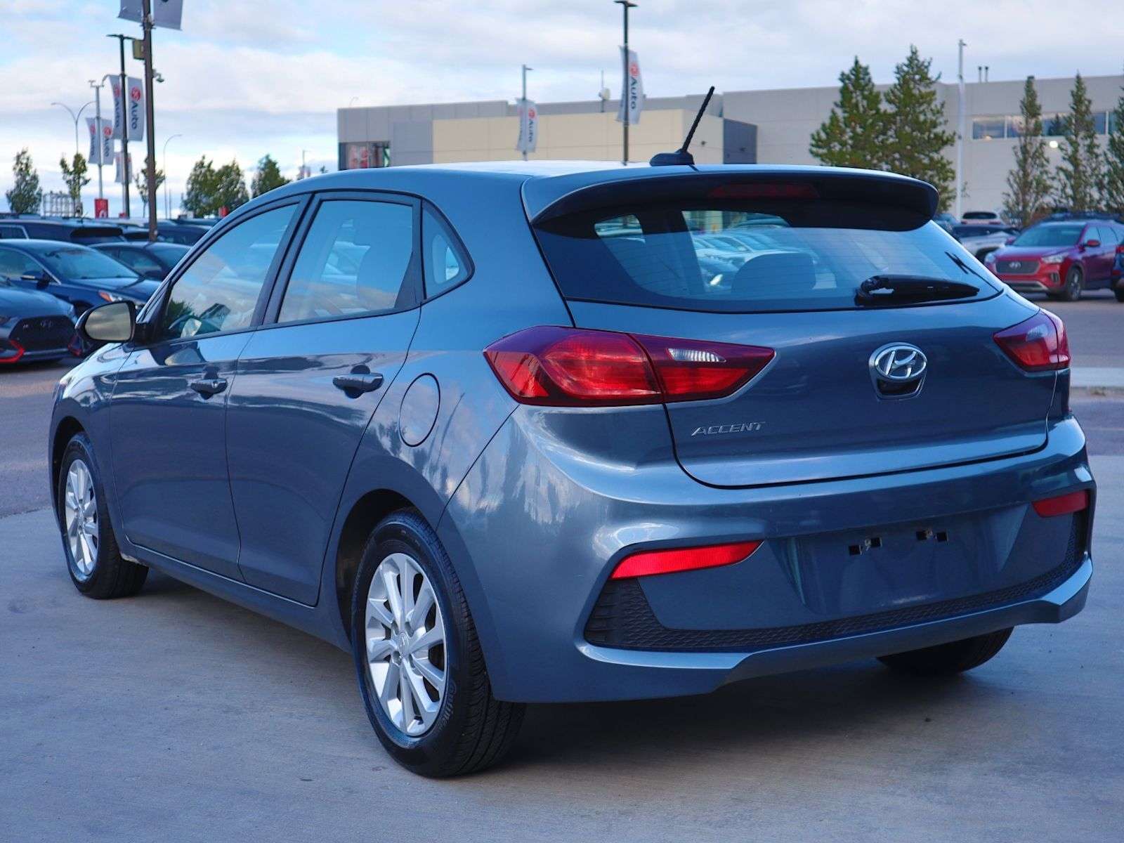 2020 Hyundai ACCENT PREFERRED/HEATED SEATS/7 TOUCHSCREEN/APPLE CARPLAY — photo 1