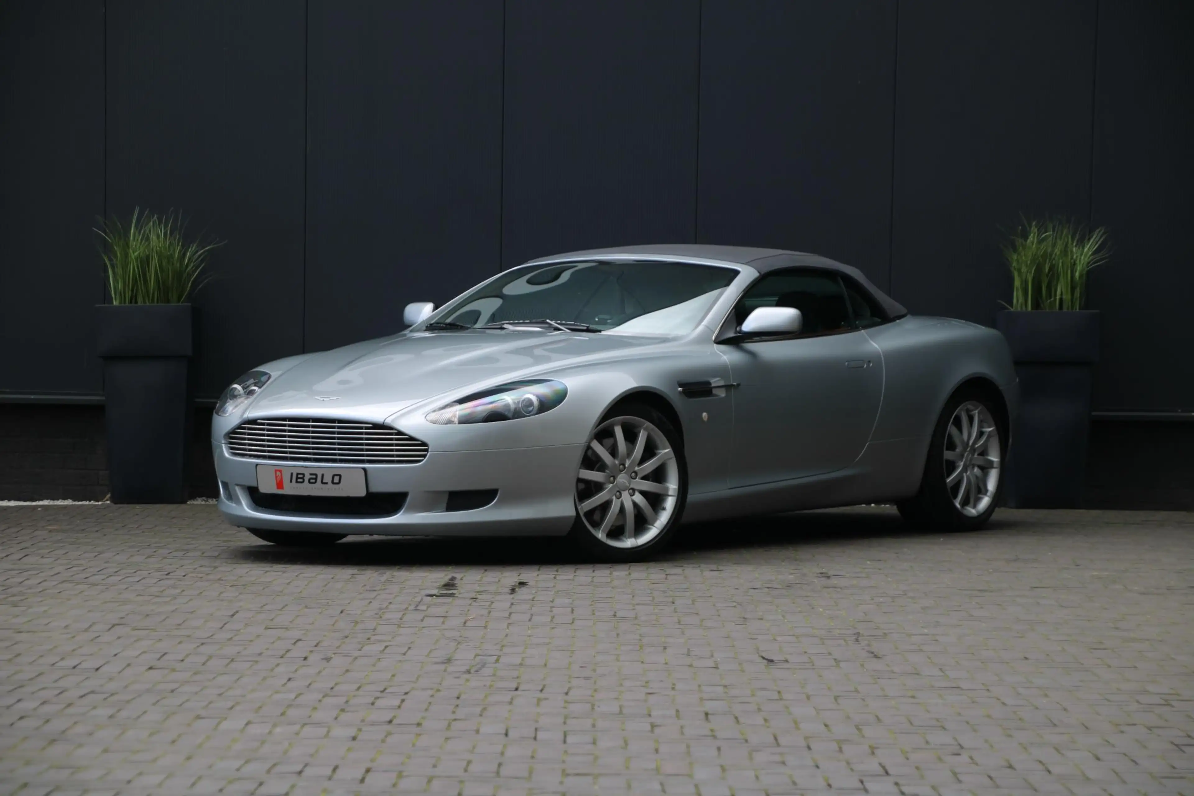 Aston Martin DB9 Volante 5.9 V12 Touchtronic | 450pk | Only 449km | — photo 15