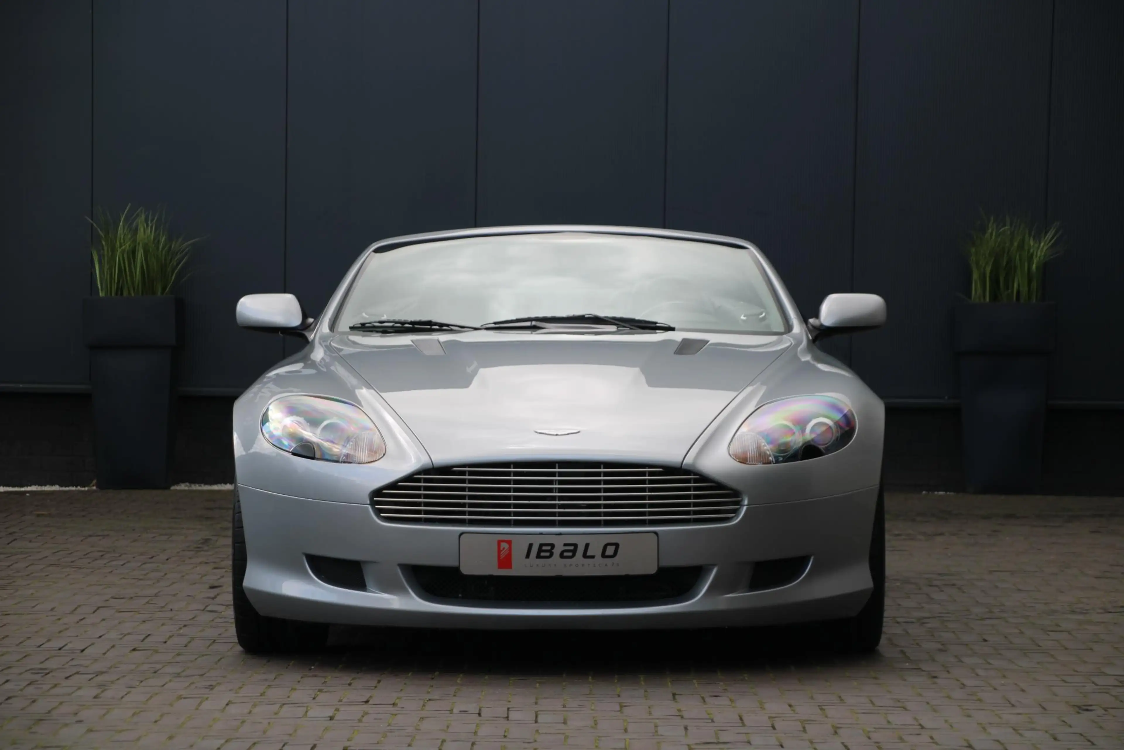 Aston Martin DB9 Volante 5.9 V12 Touchtronic | 450pk | Only 449km | — photo 4