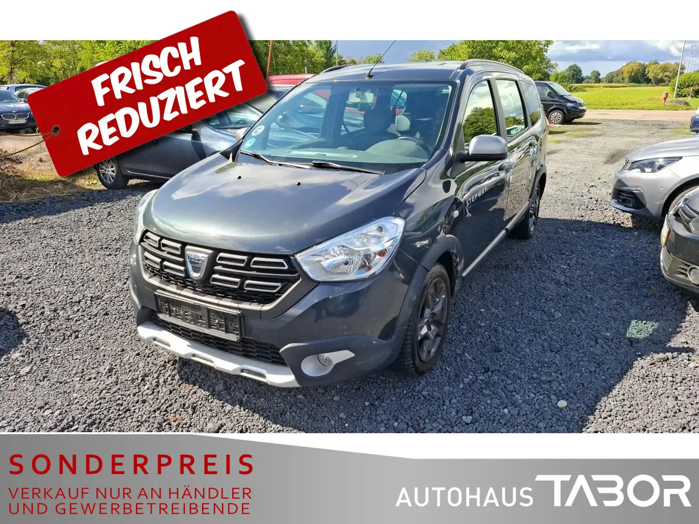 Dacia Lodgy 1.2 TCe 115 Stepway Celebra Nav PDC AHK LM - 1
