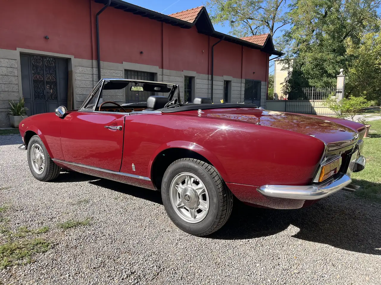 Fiat 124 Spider, foto 3
