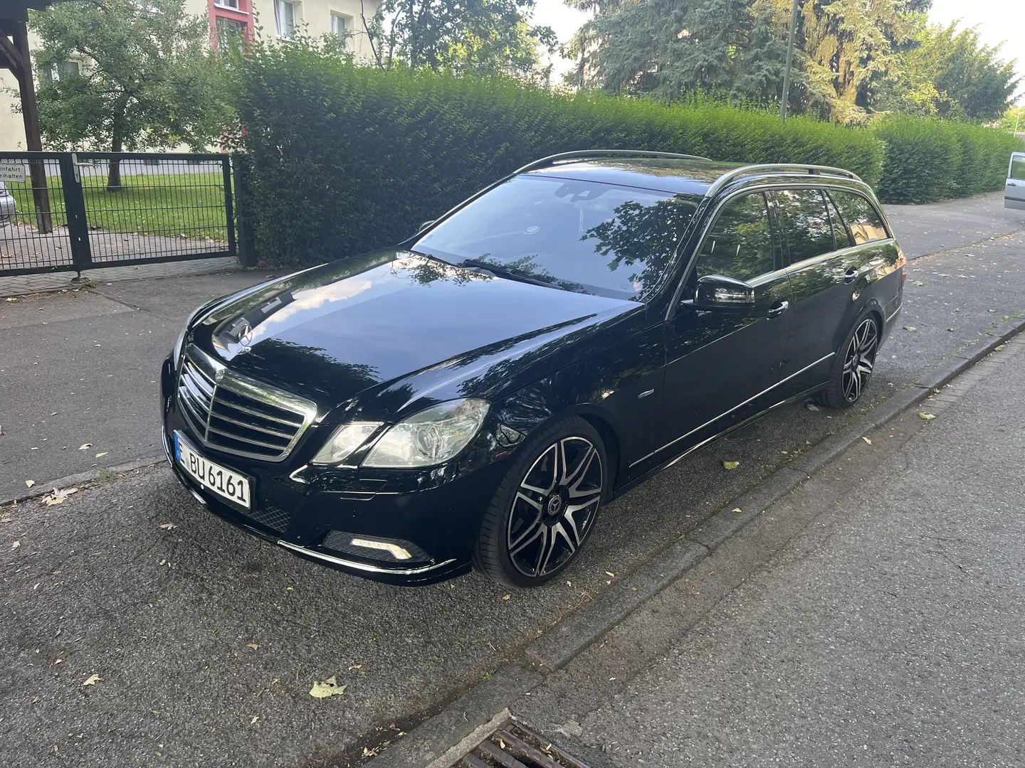 Mercedes-Benz E 350 T CDI DPF BlueEFFICIENCY 7G-TRONIC Elegance - 1