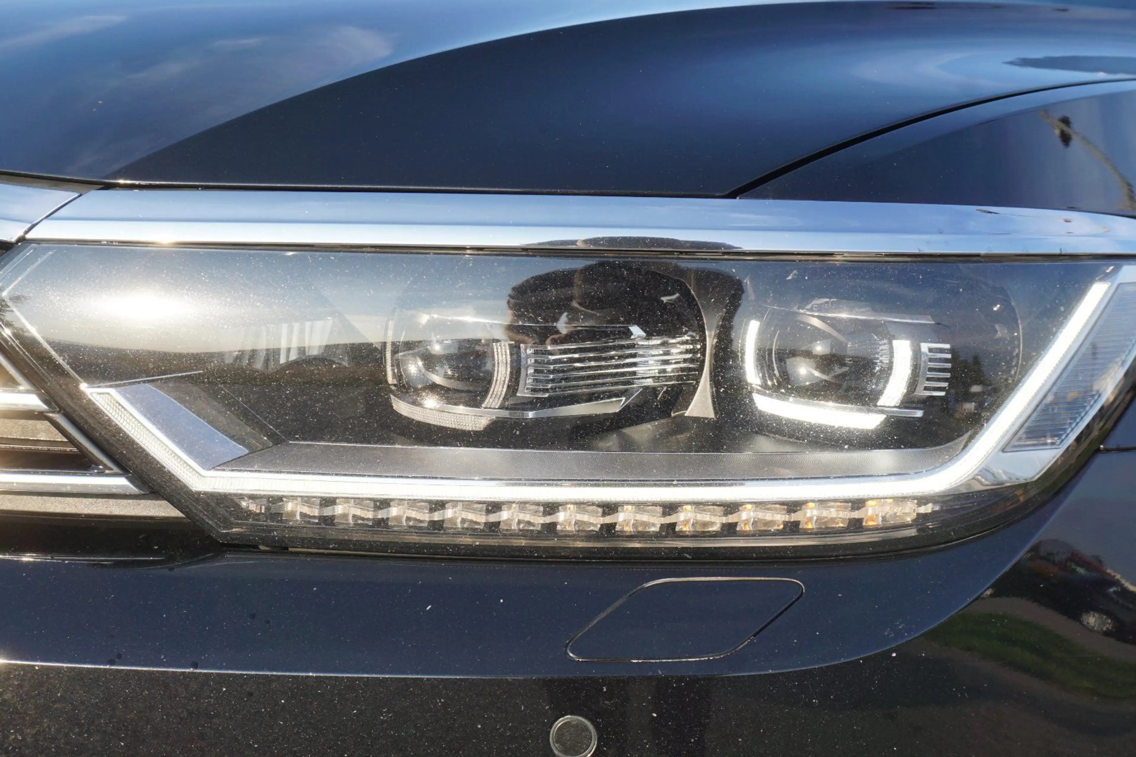 Volkswagen Passat Variant Highline 4Motion — photo 11