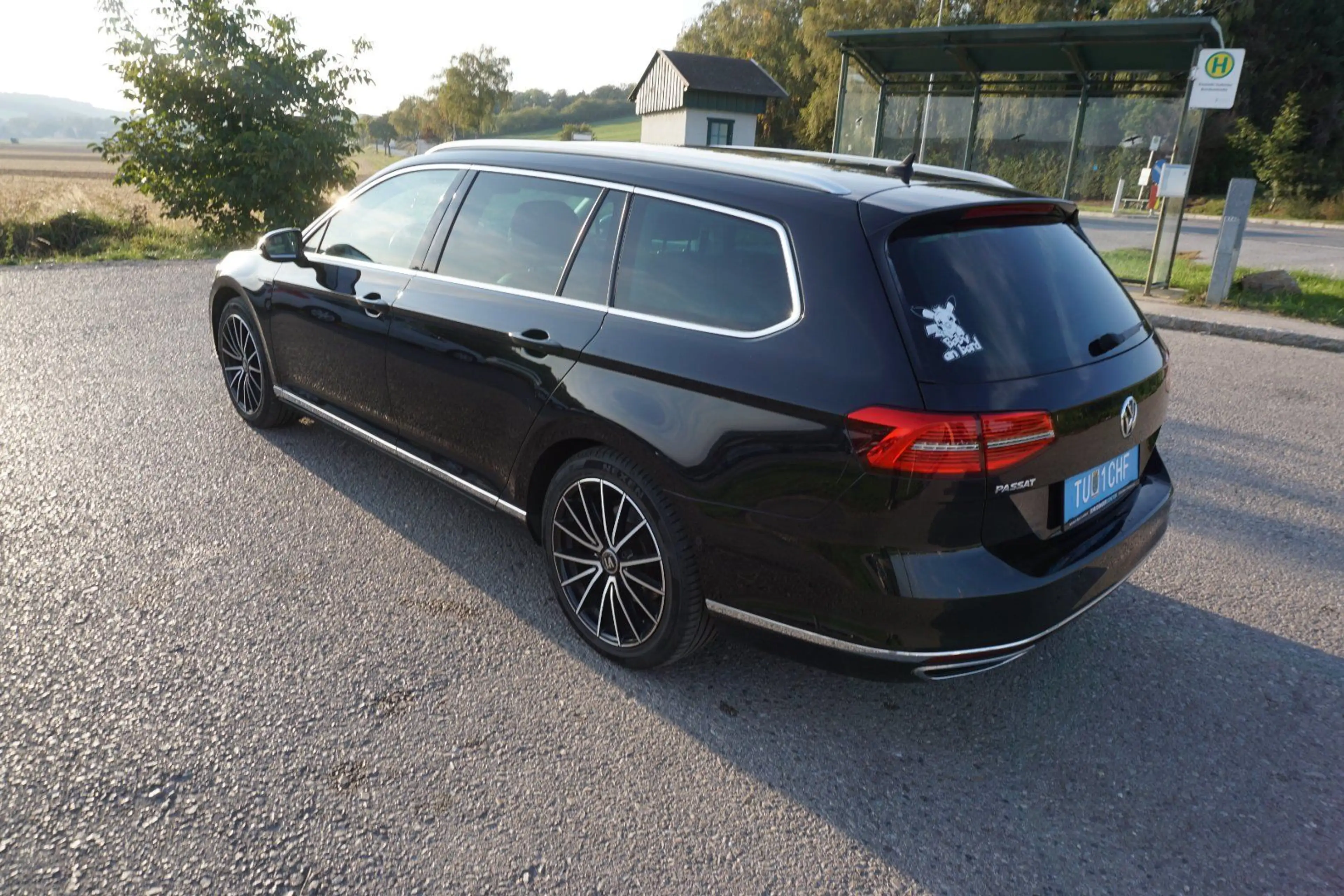 Volkswagen Passat Variant Highline 4Motion — photo 7