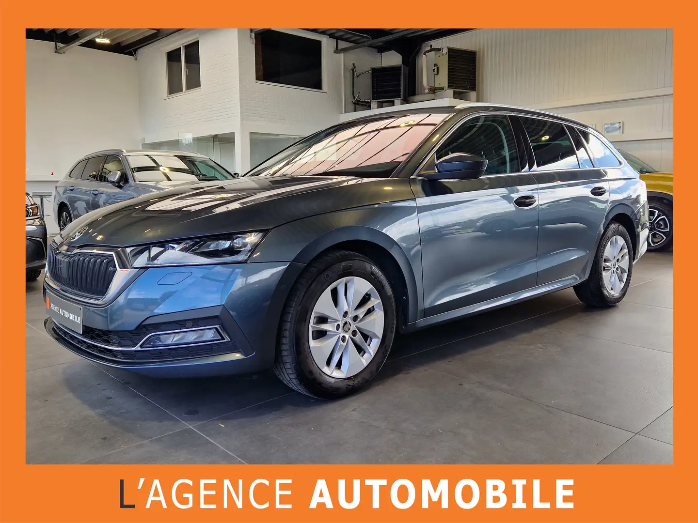 Skoda Octavia Octavia SW 2.0 TDi SCR Ambition - Garantie 12M Gris - 1