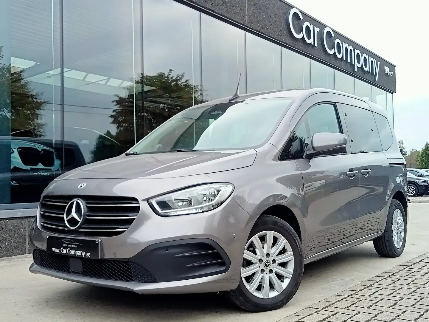 Mercedes-Benz T-Class T 180 d STYLE*ALCANTARA*CAMERA*DAB*2 SCHUIFDEUREN Gris - 1