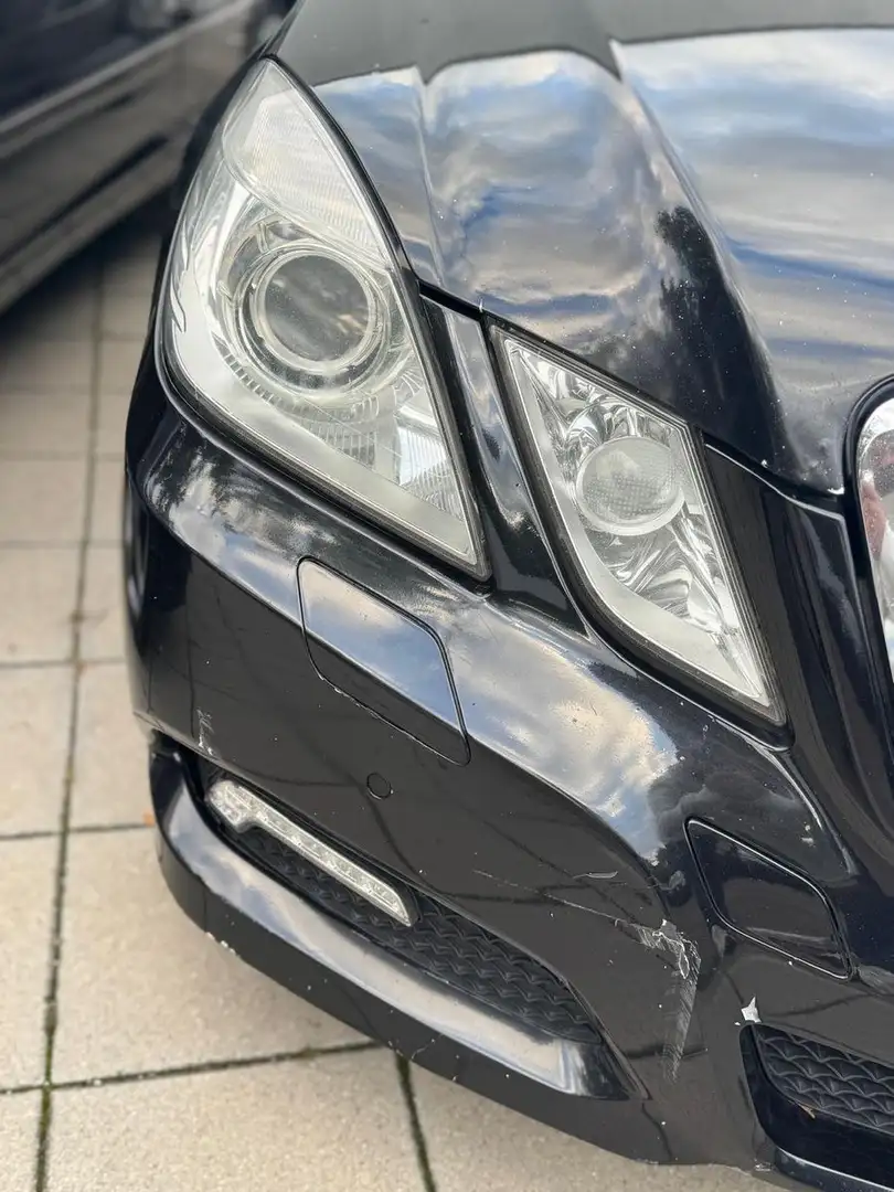 Mercedes-Benz E 300 E -Klasse Lim. E 300 CDI BlueEfficiency Schwarz - 2