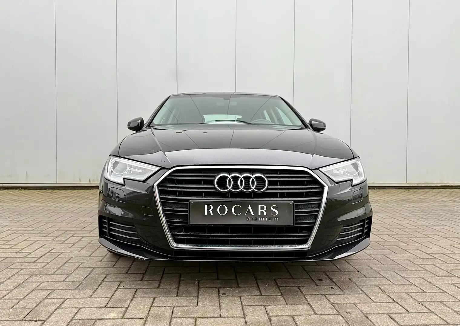 Audi A3 Sportback 1.0 TFSI *GPS*XENON*LED*GARANTIE 12MOIS Zwart - 2