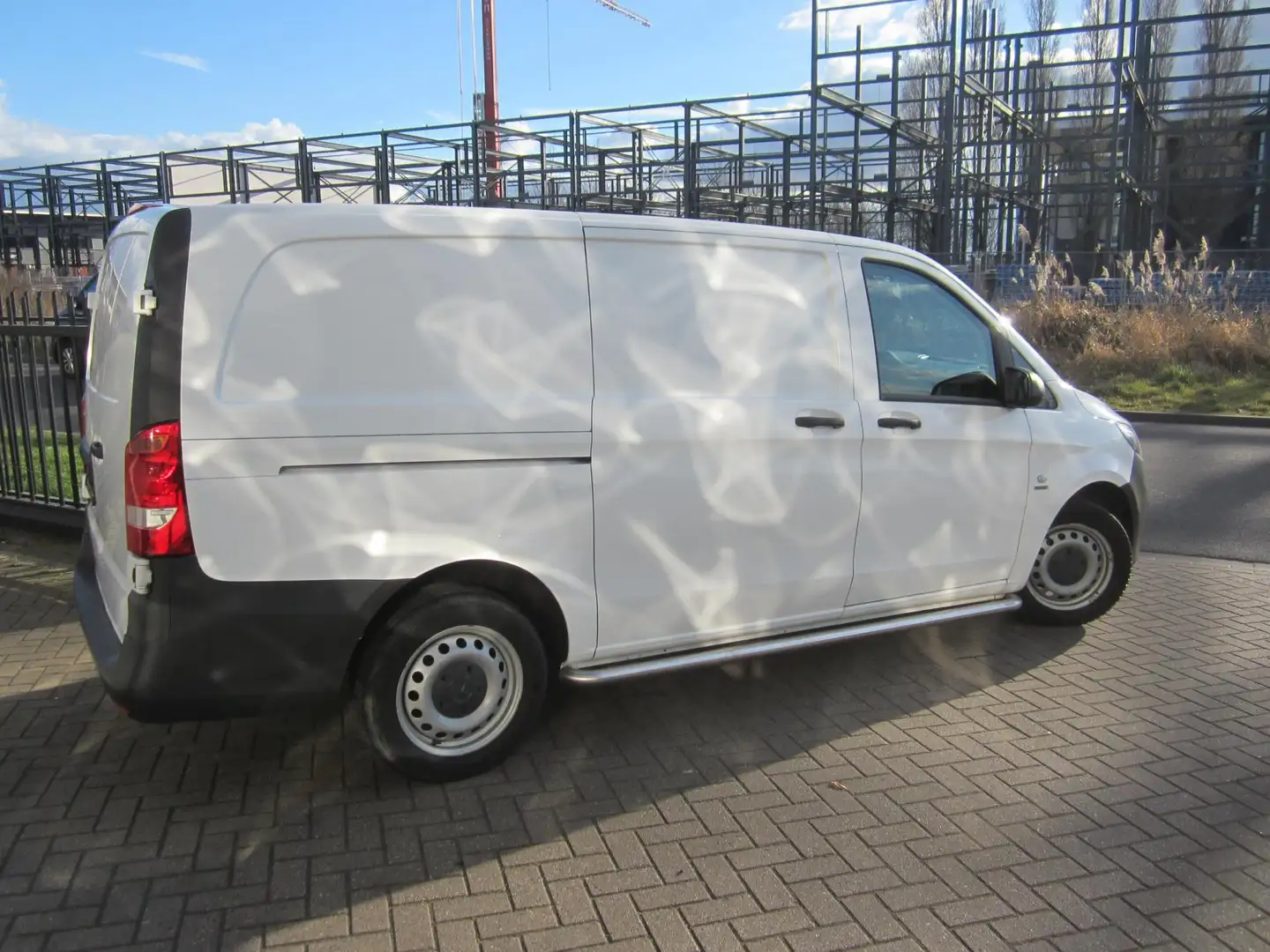 Mercedes-Benz Vito 111 CDI Lang Airco Navi Wit - 2