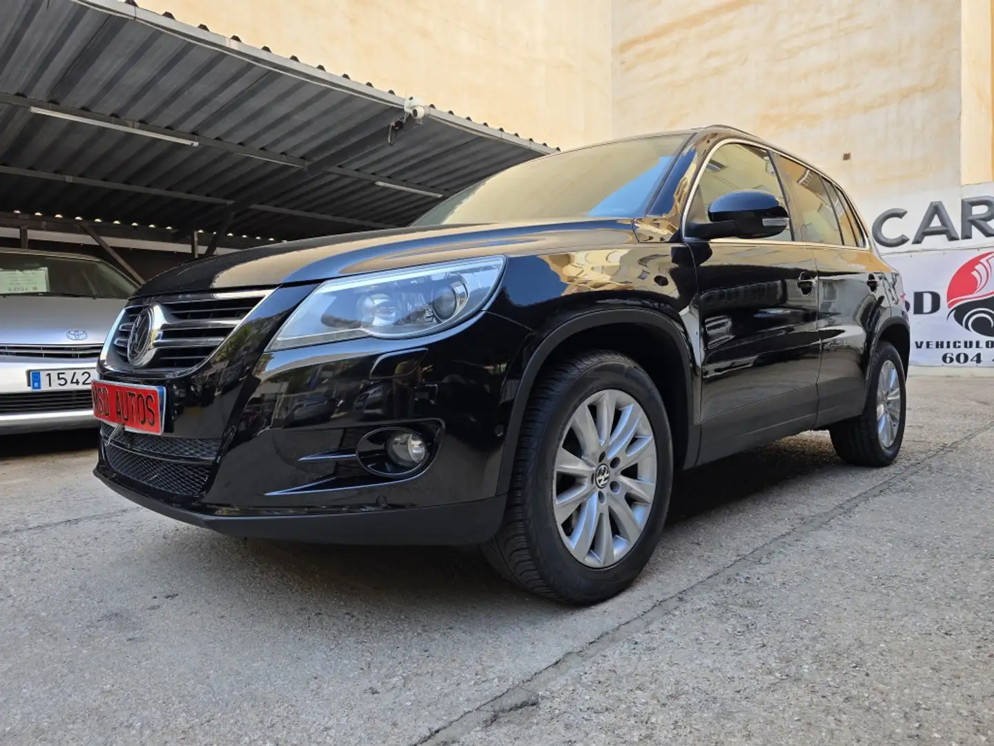 Volkswagen Tiguan 2.0TDI Sport Noir - 1
