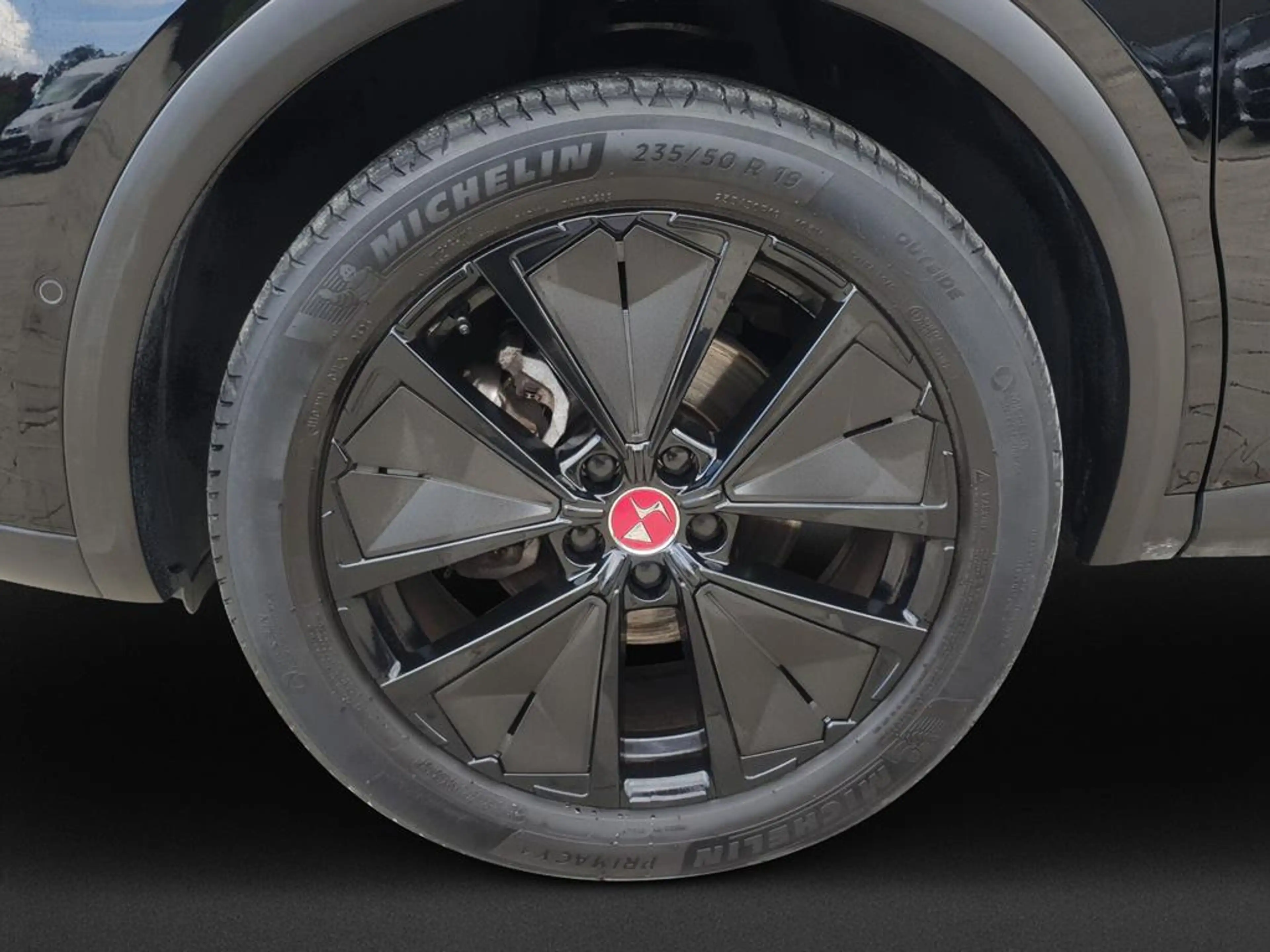 DS Automobiles DS 7 Performance Line + — photo 9