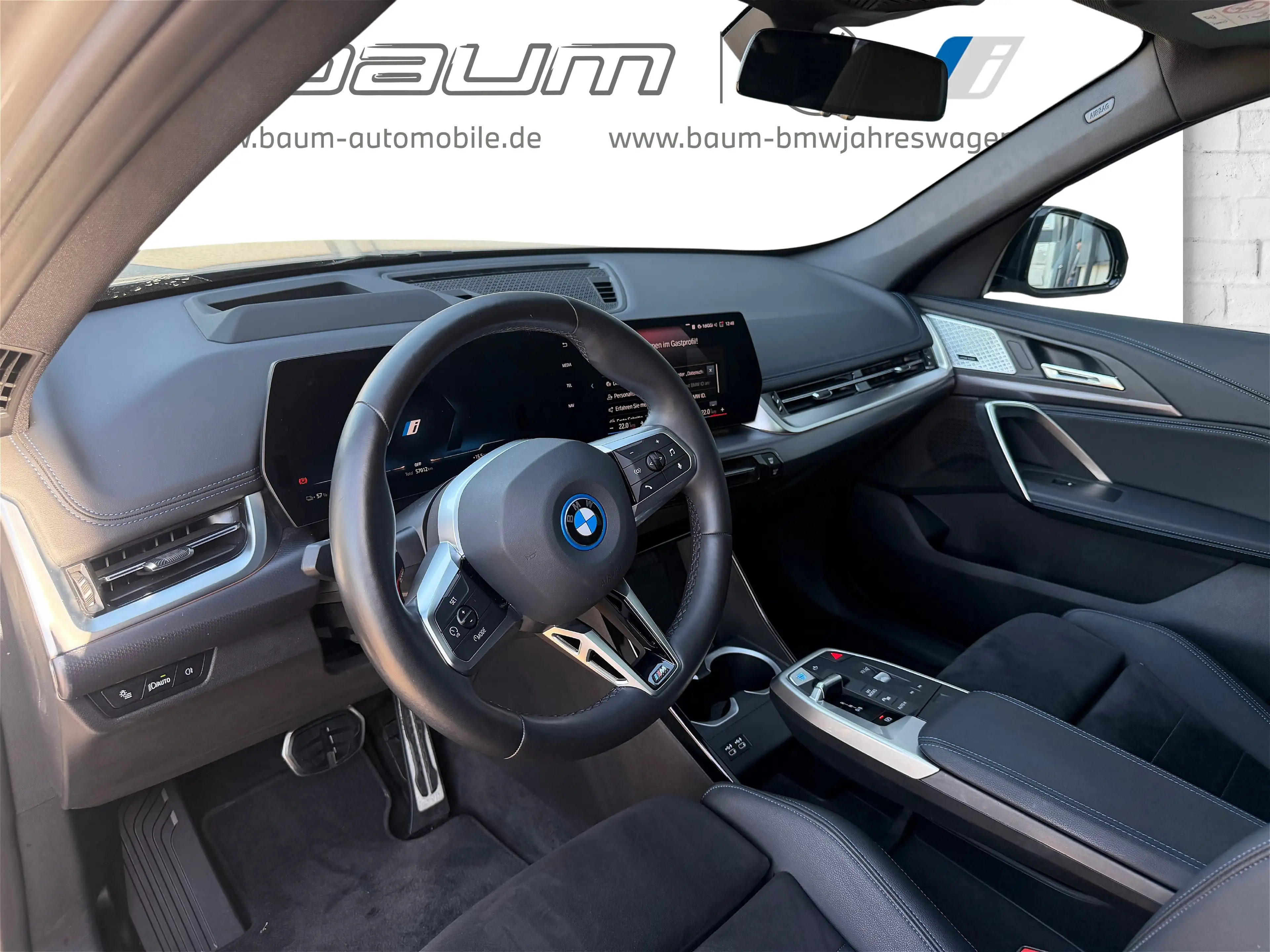 BMW iX1 xDrive30 — photo 14