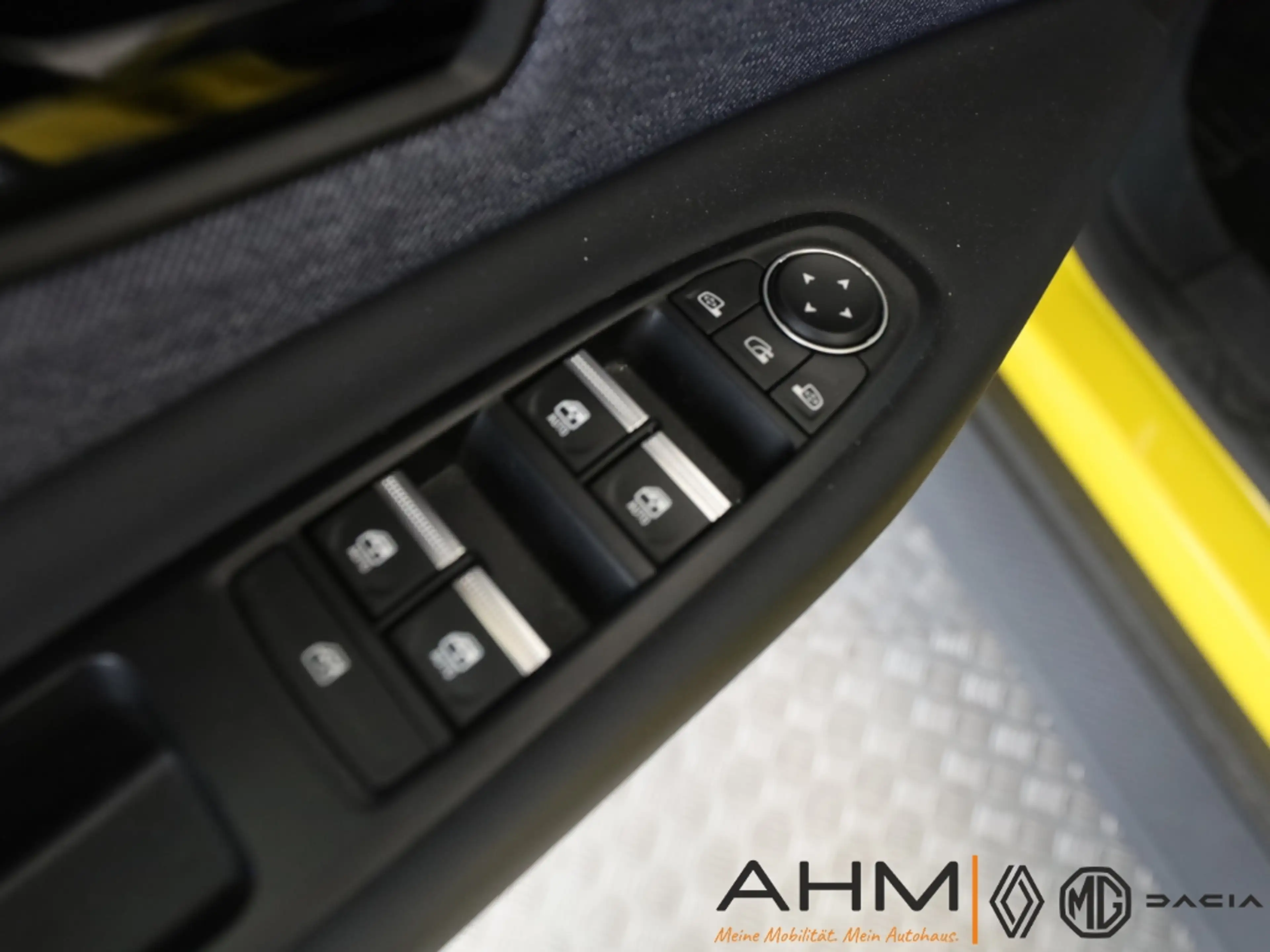 Renault R 5 Electric 120 Urban Range Techno — photo 7