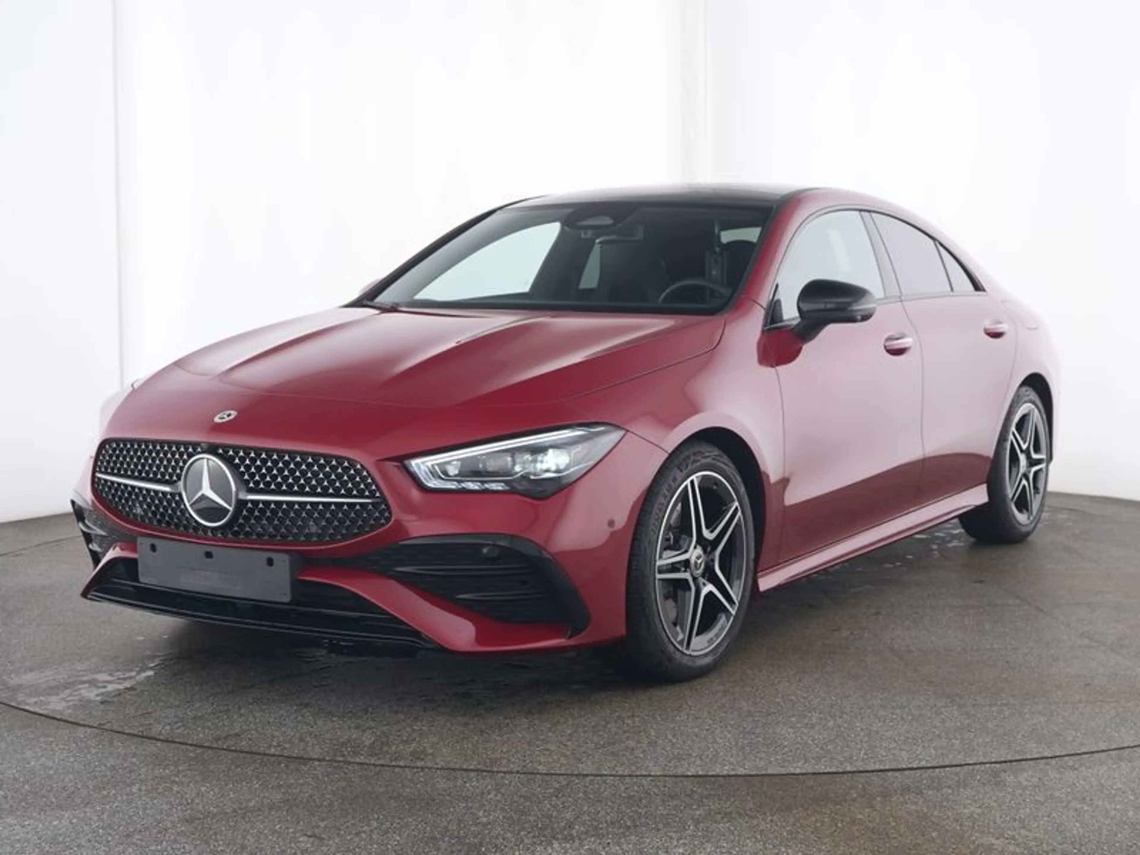 Mercedes-Benz CLA 200 d  Night Pano Multib Prem 360 Verstelld. — photo 2