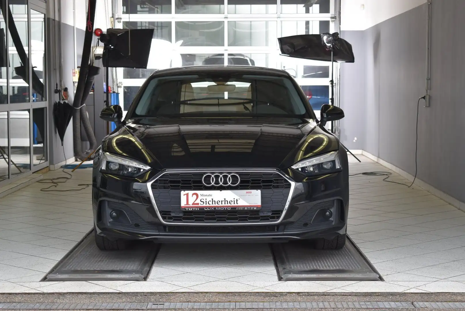 Audi A5 35 2.0TDI Sportback basis Automaik*Mild-Hybri Schwarz - 2