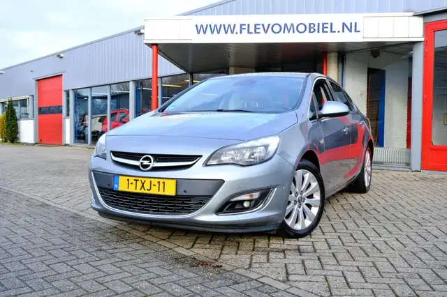 Opel Astra 1.4 140pk Turbo Cosmo Aut. Leder|Navi|Clima|LMV