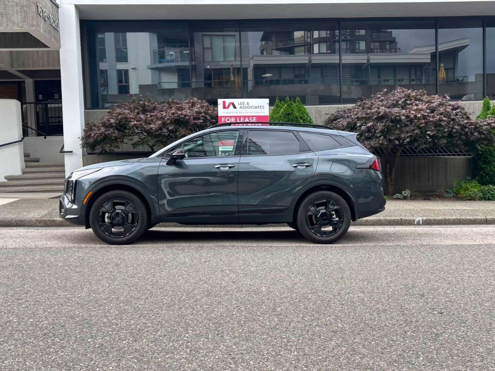 2026 Kia Sportage X-Line Limited | SUNROOF | CLEAN CARFAX | LEATHER — photo 1