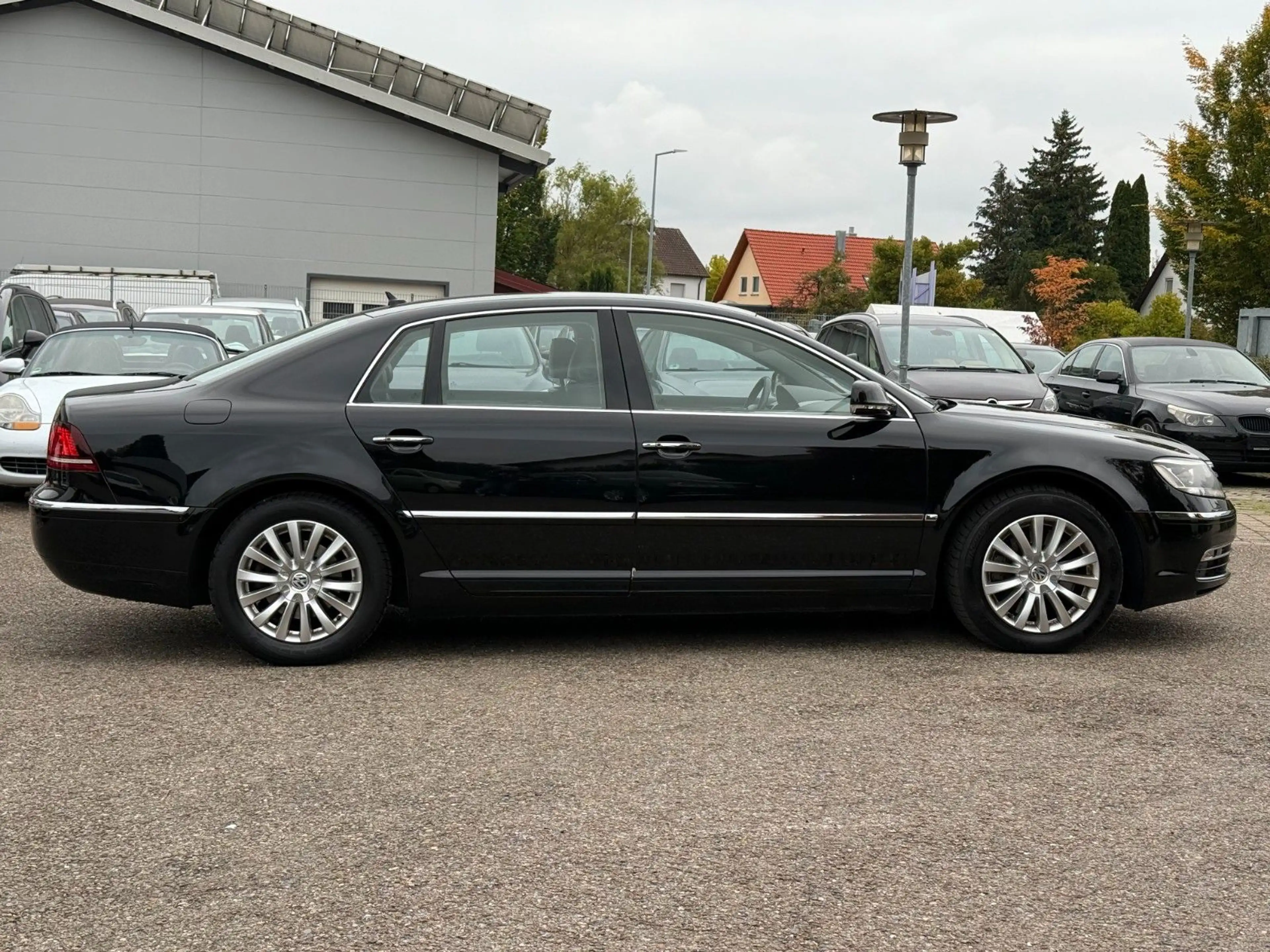 Volkswagen Phaeton V6 TDI 5-Sitzer 4Motion-Leder-Navi-Xenon — photo 11