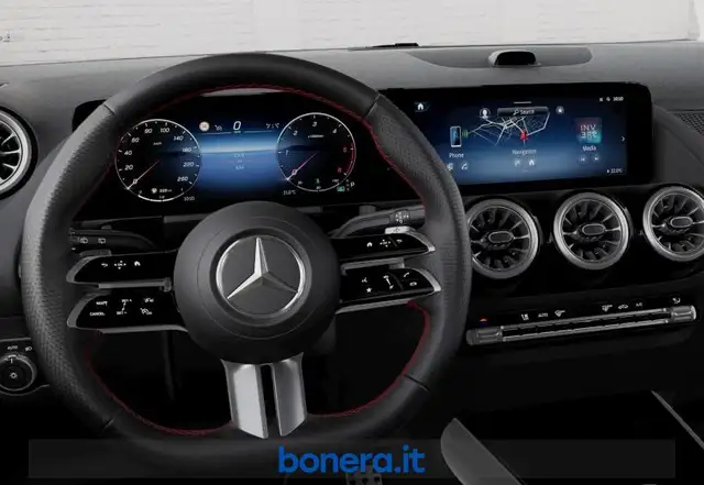 Mercedes-Benz Gla Class view 5