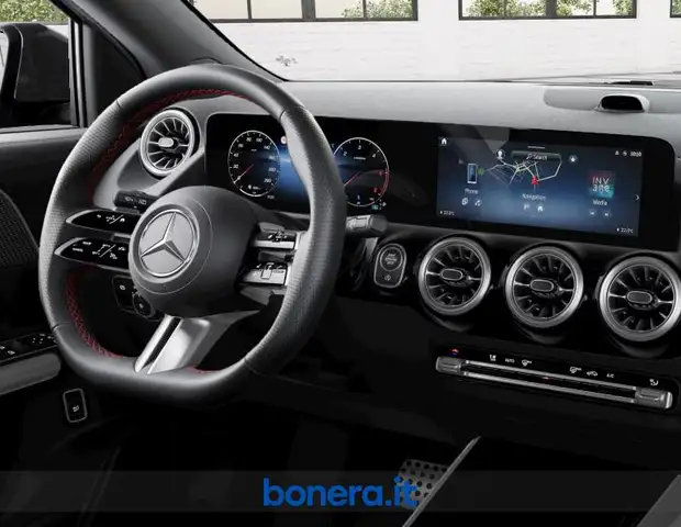 Mercedes-Benz Gla Class view 6