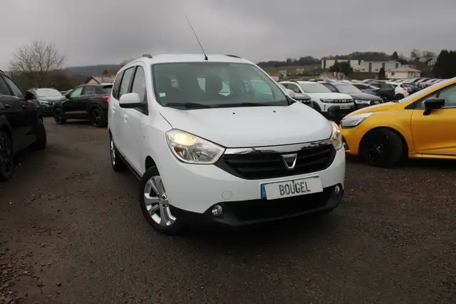 Dacia Lodgy SILVER LINE 1.5 DCI 110 CV \7 PLACES\ GPS 3D CLIM ATTELAGE USB JA 16 RÉGULATEUR