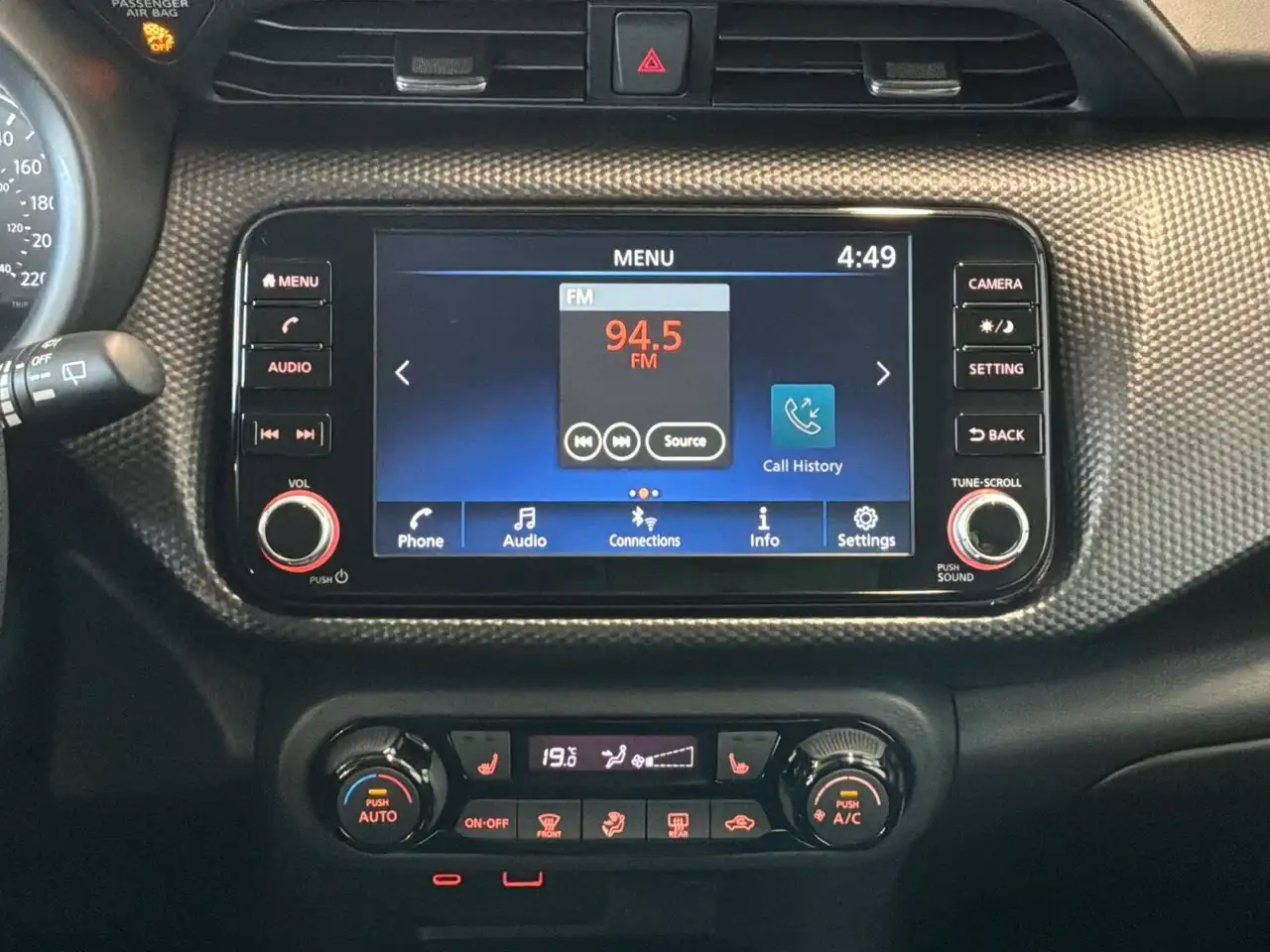 Nissan Kicks снимка Nissan Kicks