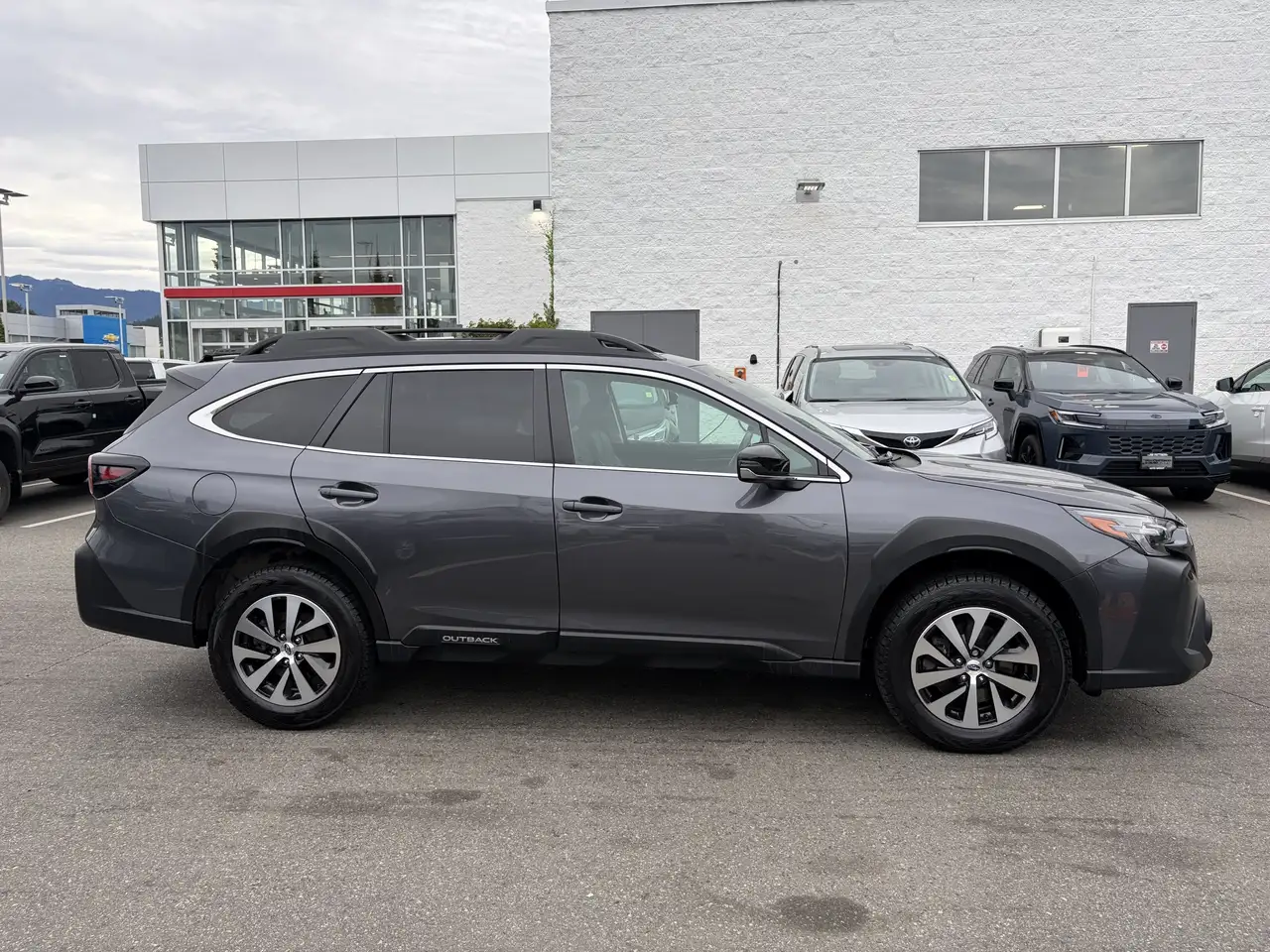 Subaru OUTBACK photo Subaru OUTBACK