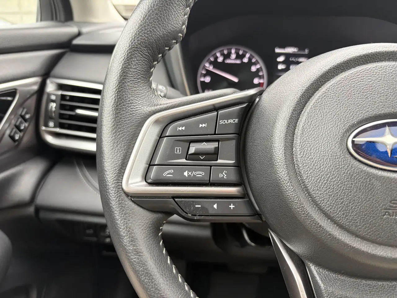 Subaru OUTBACK photo Subaru OUTBACK