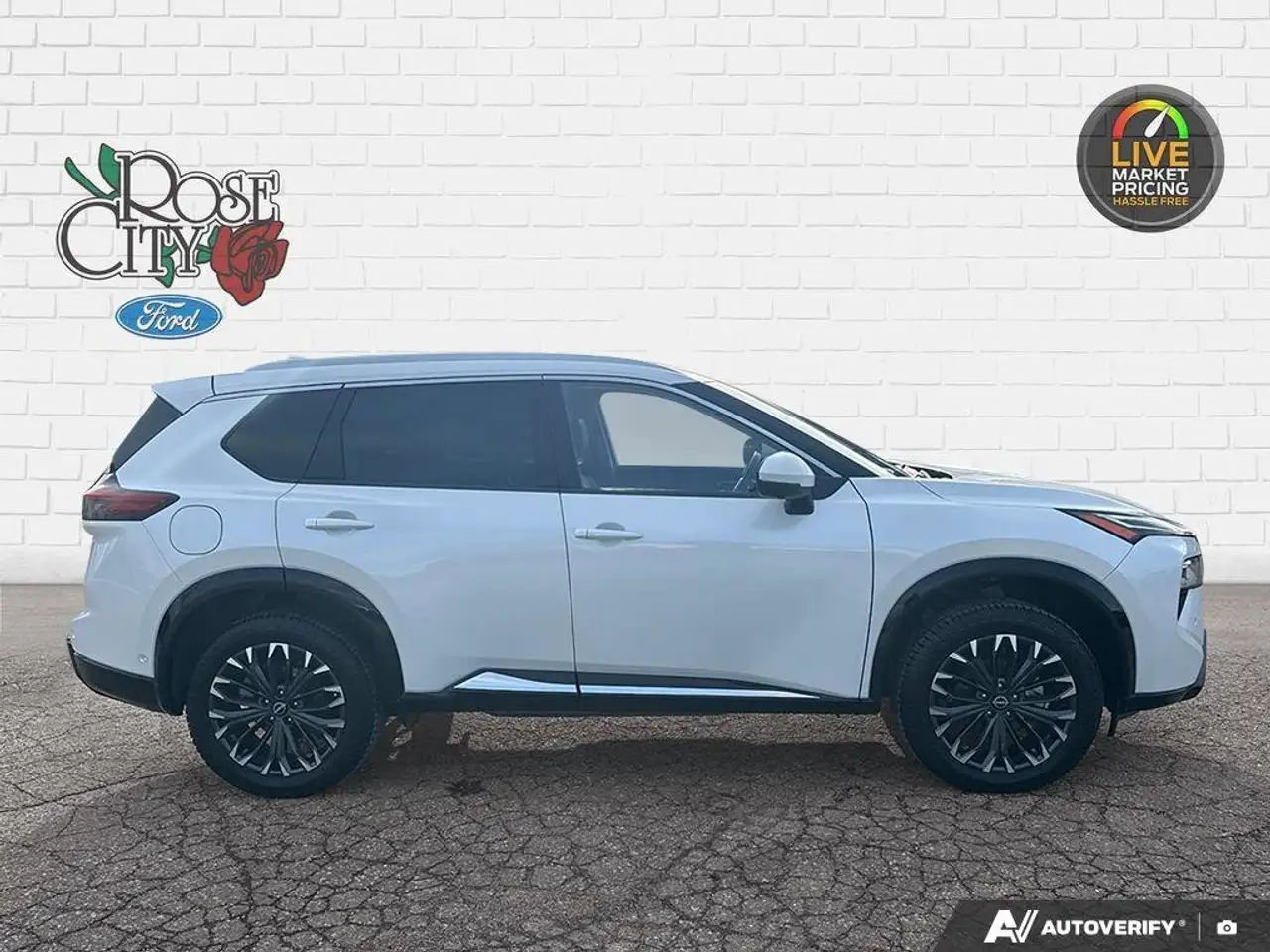 Nissan Rogue снимка Nissan Rogue