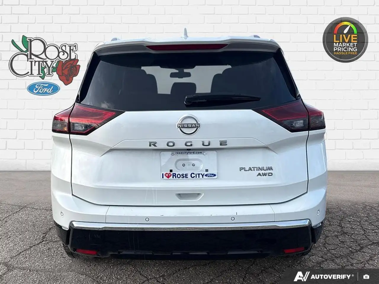 Nissan Rogue снимка Nissan Rogue