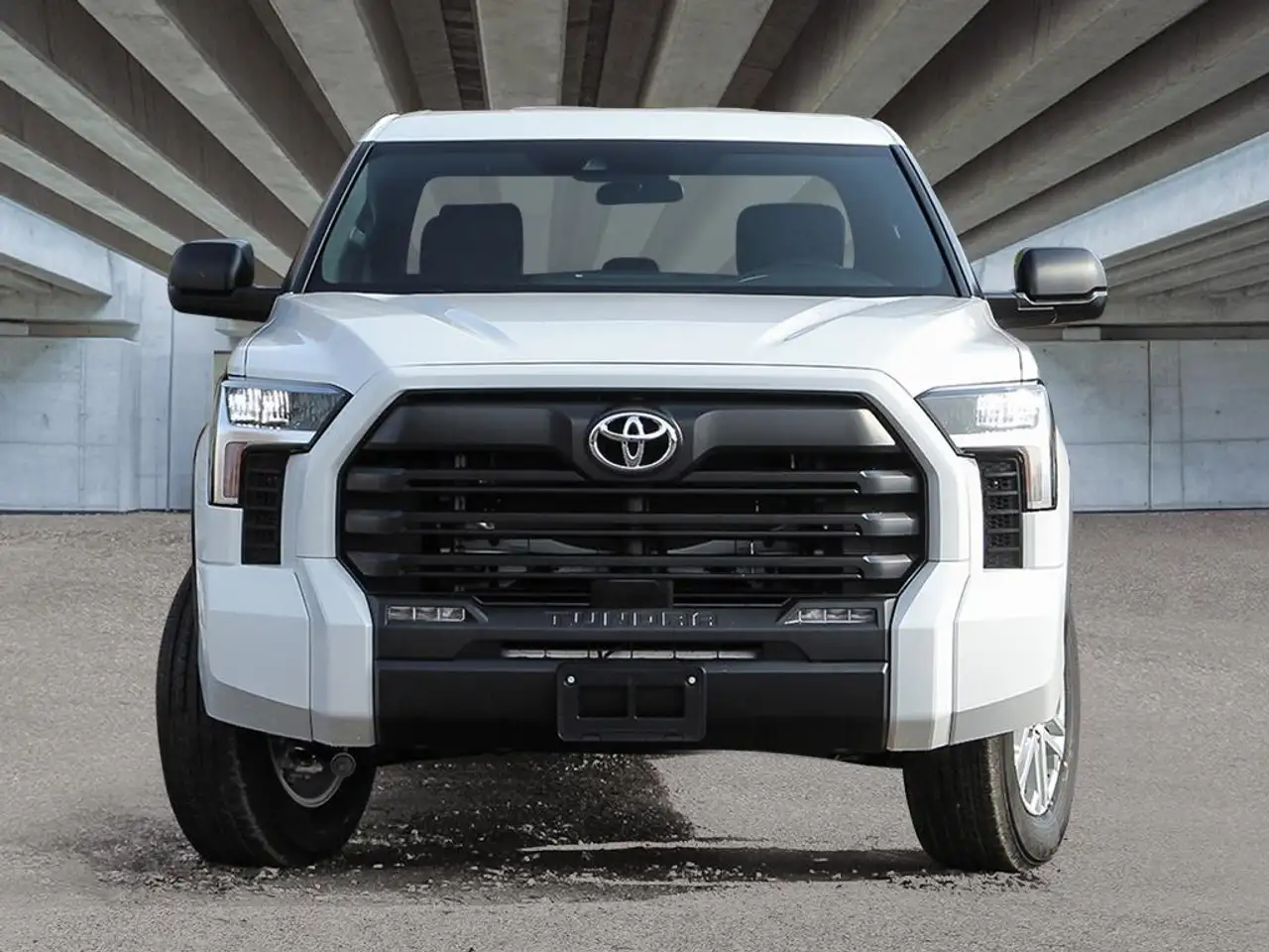 Toyota Tundra снимка Toyota Tundra