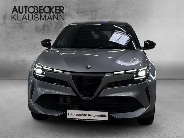 Alfa Romeo Junior view 5