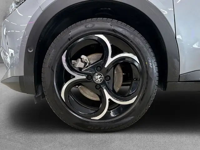 Alfa Romeo Junior view 7