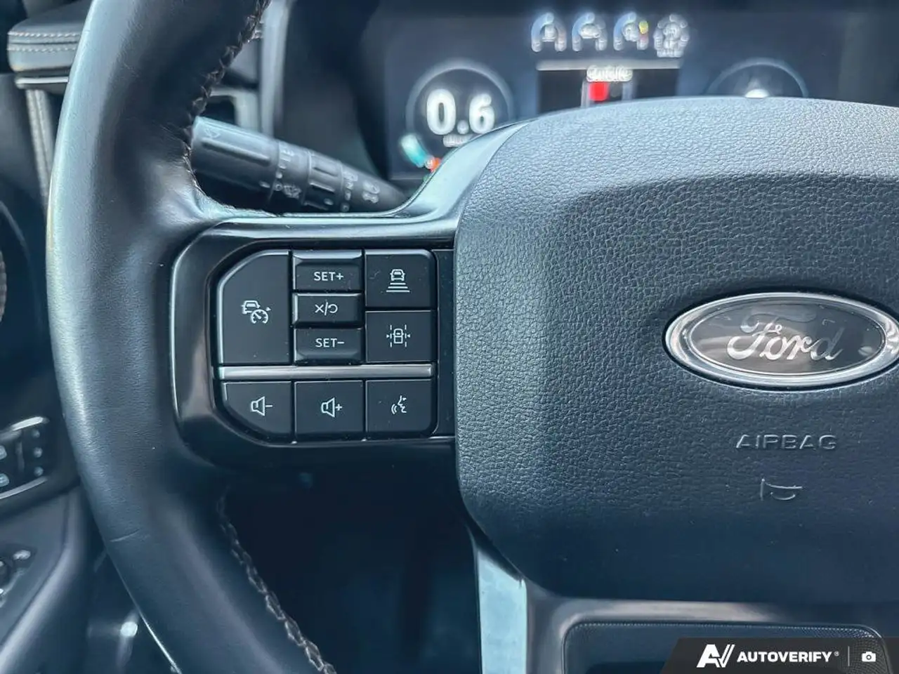 Ford Expedition снимка Ford Expedition