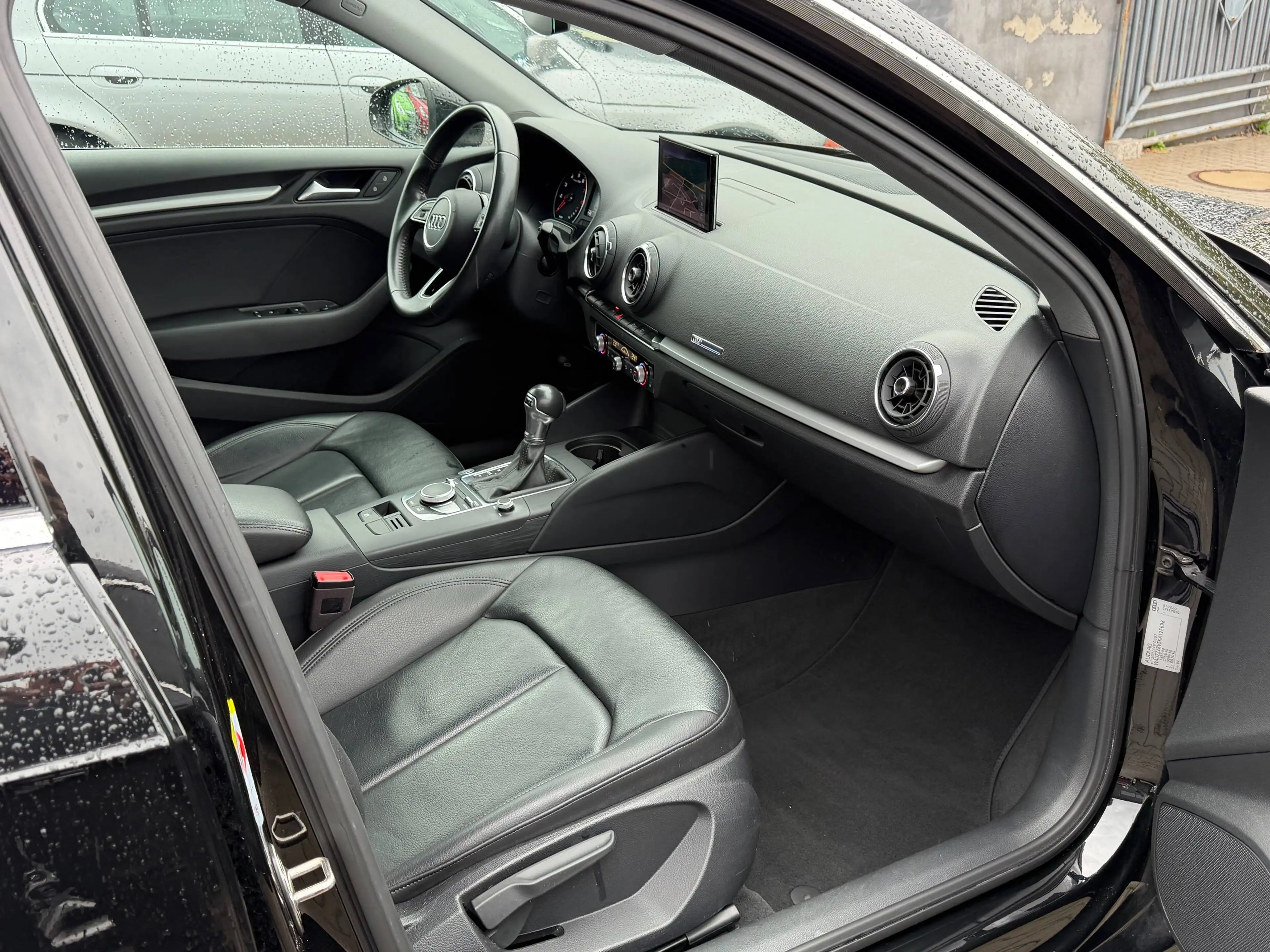 Audi A3 A3 Sportback 35 TFSI/Automatik/Leder/T.Winkel/ZV — photo 14