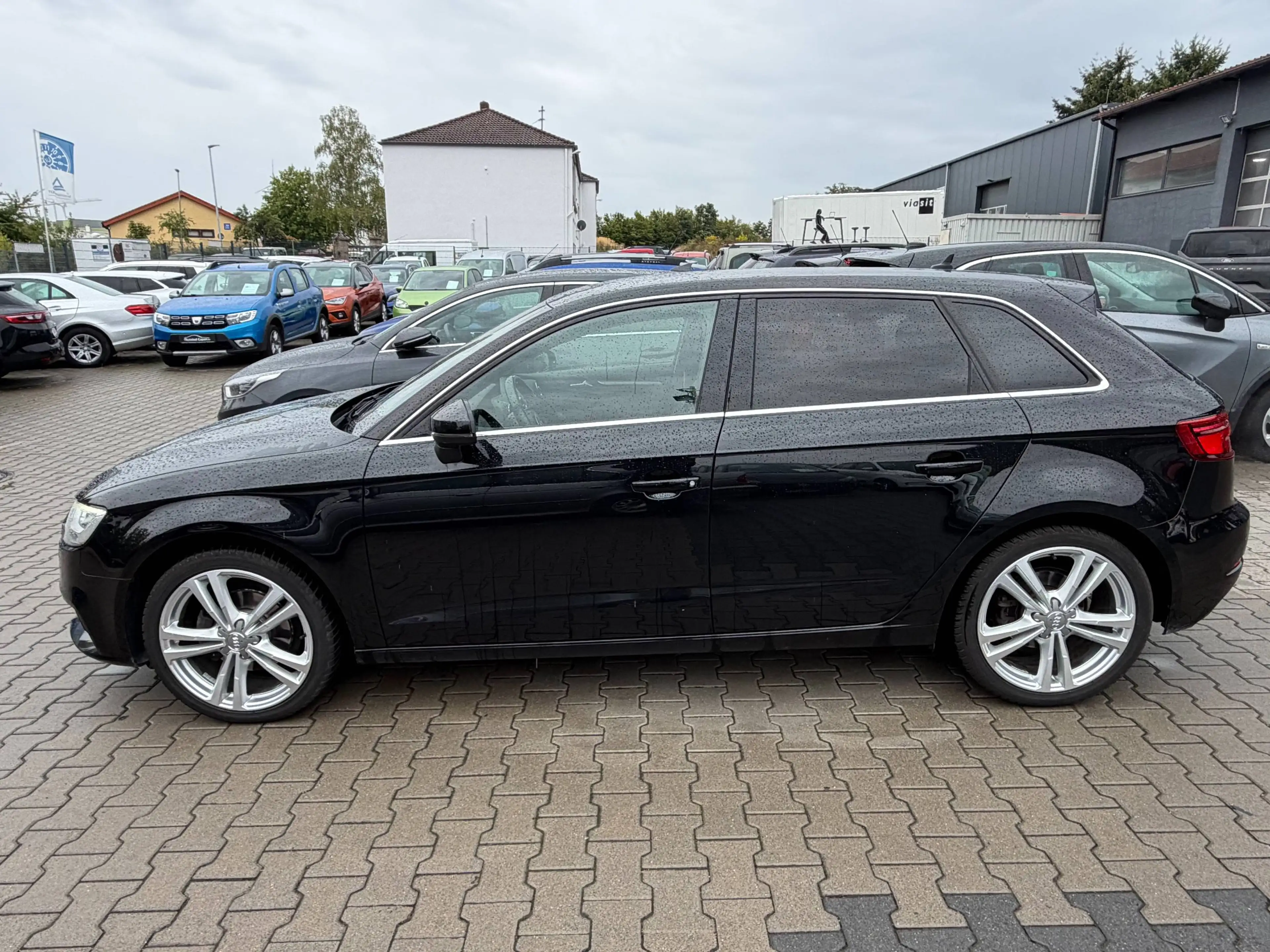 Audi A3 A3 Sportback 35 TFSI/Automatik/Leder/T.Winkel/ZV — photo 7