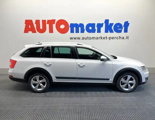Skoda Octavia Wagon Scout 2.0 TDI 4x4 150cv