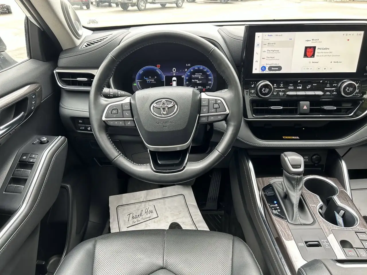 Toyota Highlander снимка Toyota Highlander