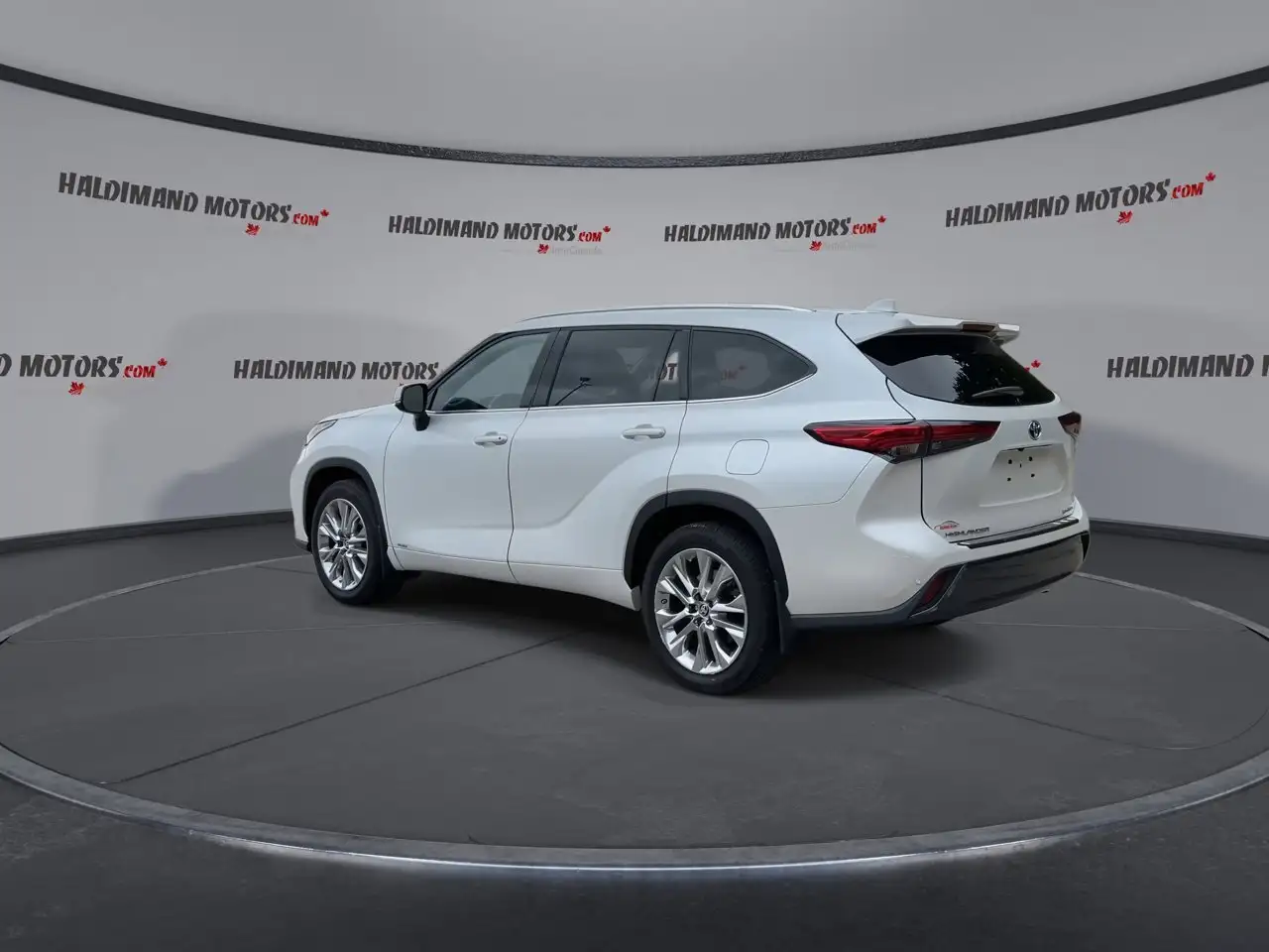 Toyota Highlander снимка Toyota Highlander