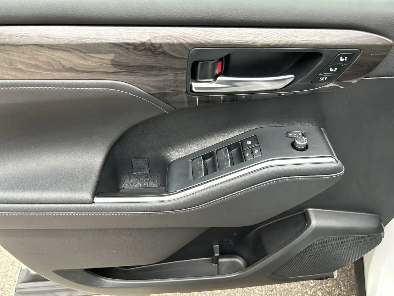 Toyota Highlander снимка Toyota Highlander