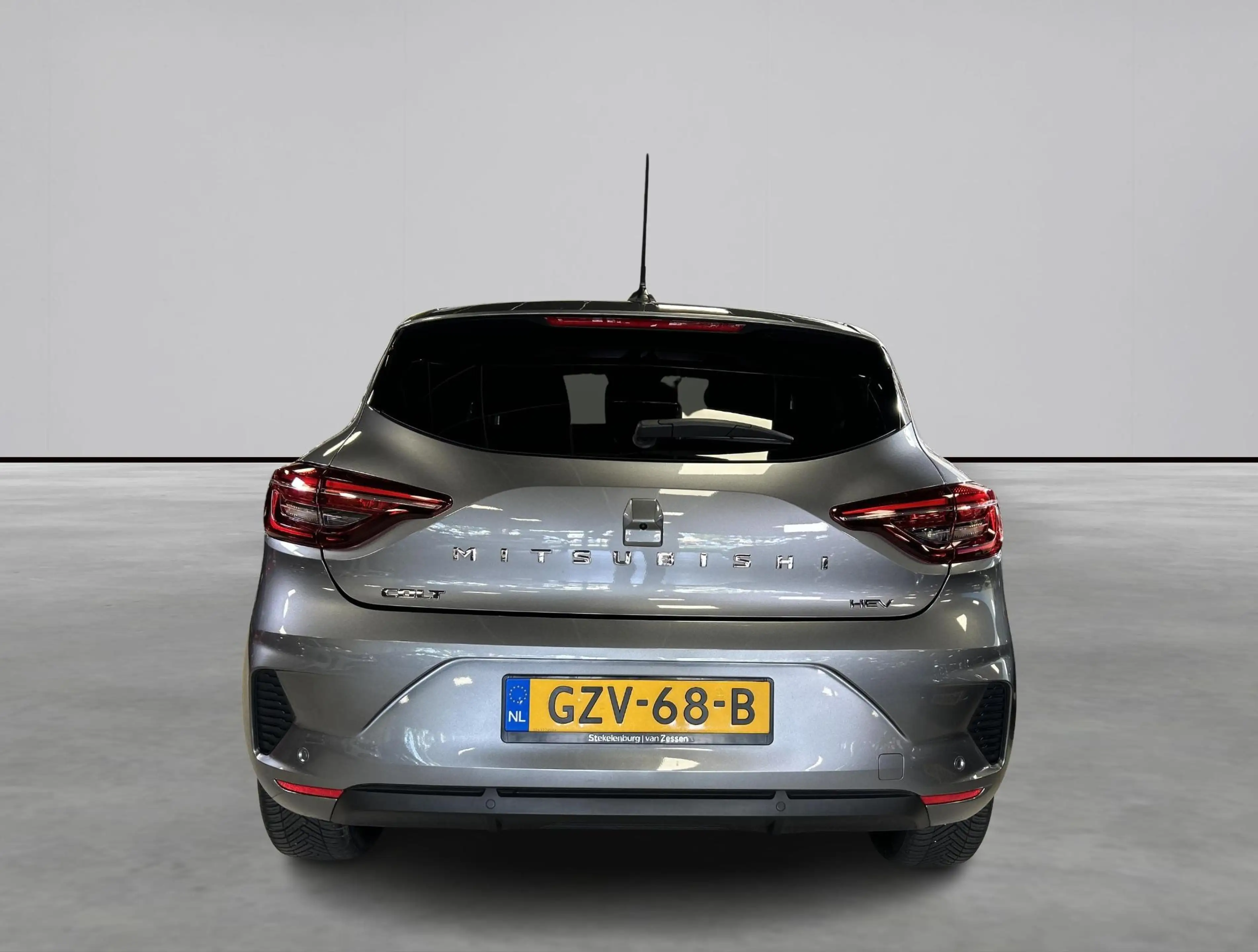Mitsubishi Colt 1.6 HEV Intense — photo 4