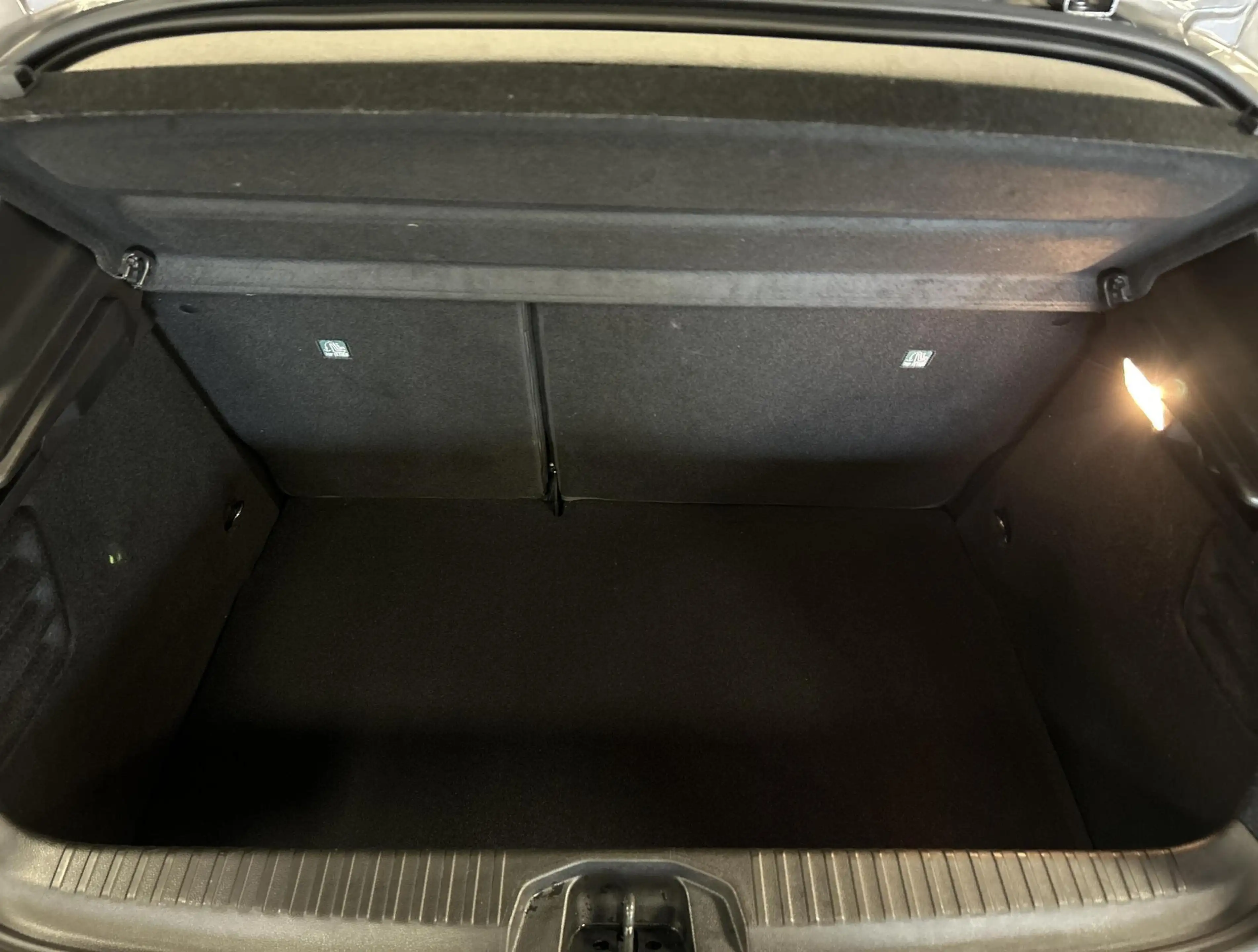 Mitsubishi Colt 1.6 HEV Intense — photo 11