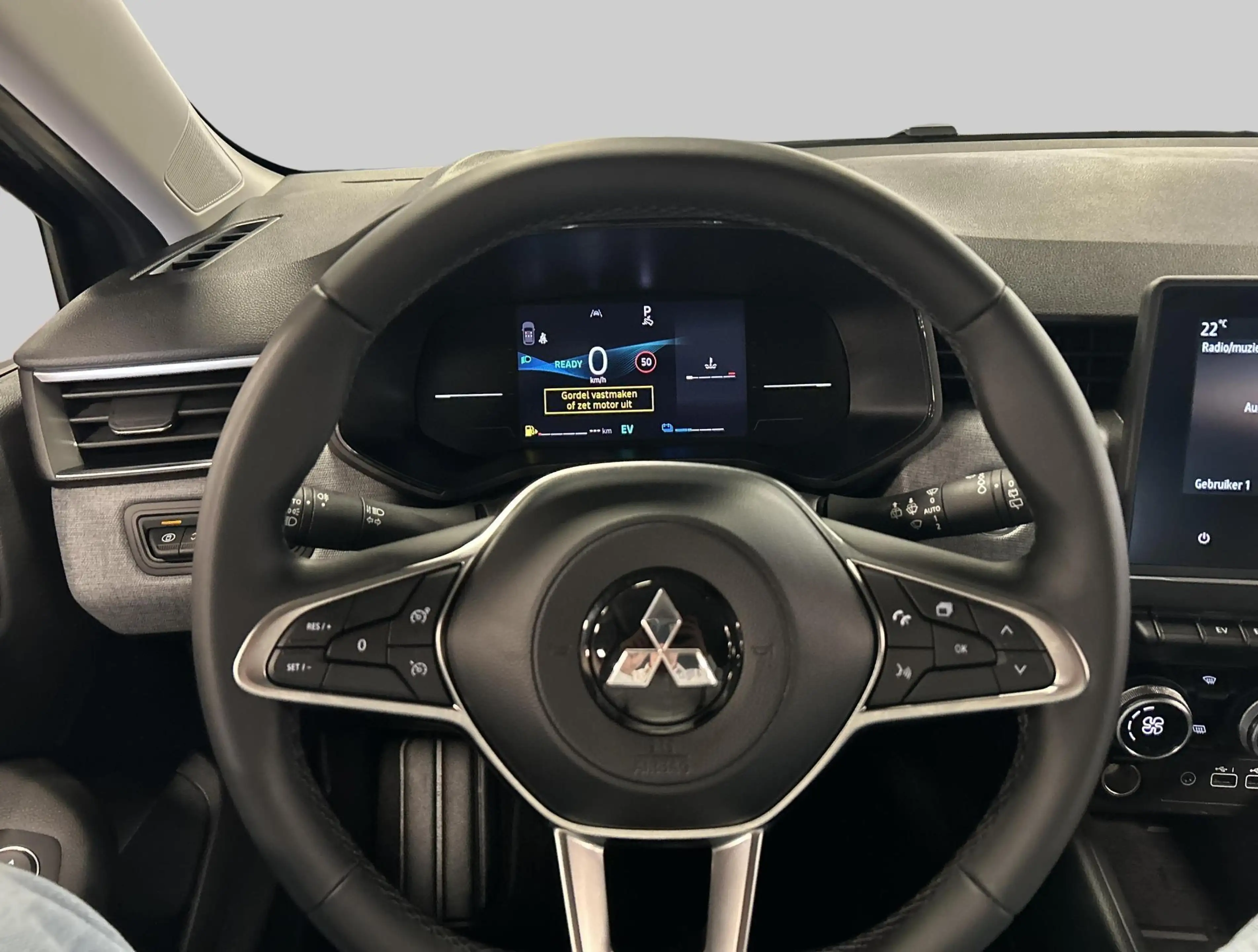 Mitsubishi Colt 1.6 HEV Intense — photo 12