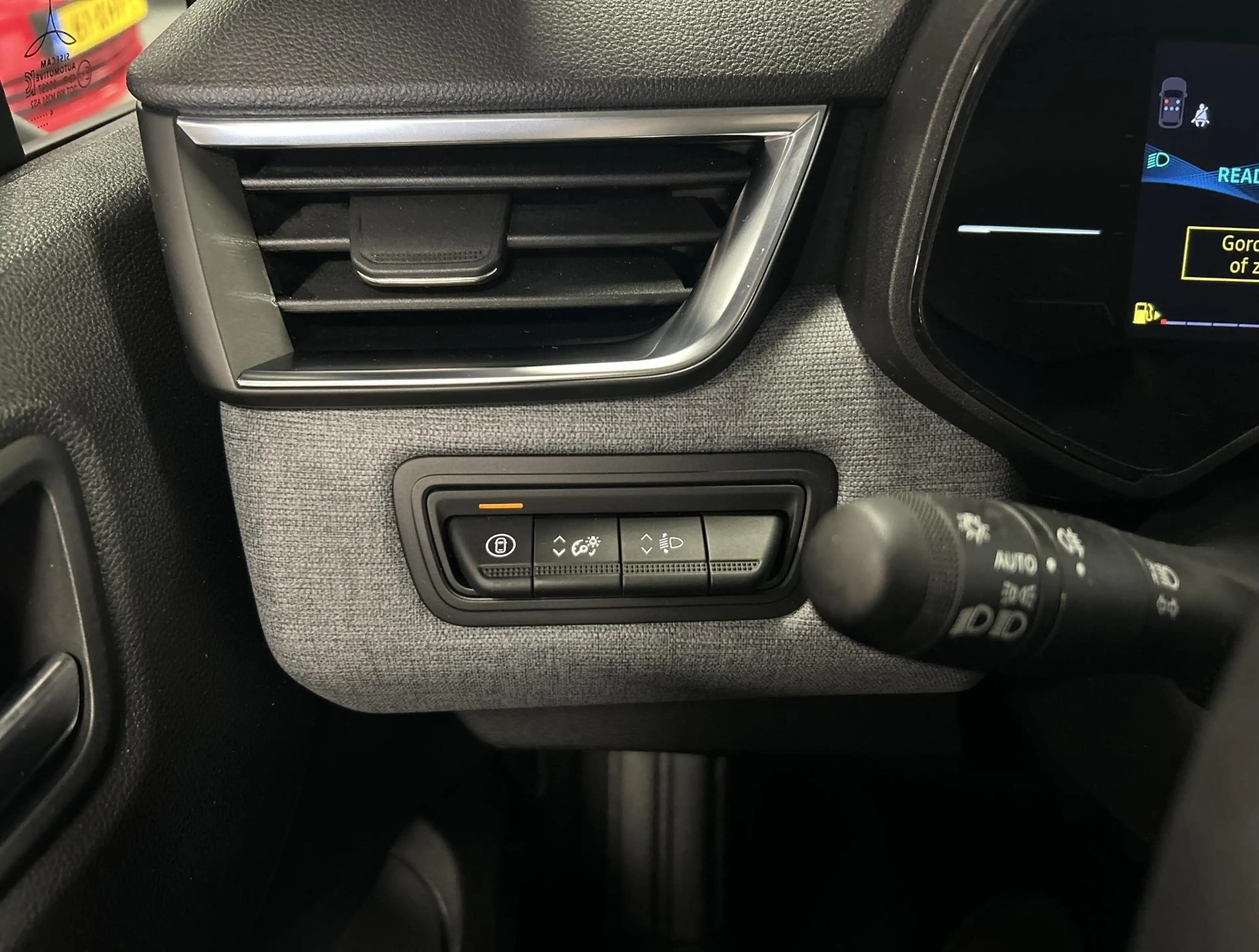 Mitsubishi Colt 1.6 HEV Intense — photo 15