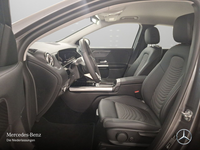 Mercedes-Benz GLA 200 PROGRESSIVE+360°+LED+TOTW+KEYLESS+7G — photo 11