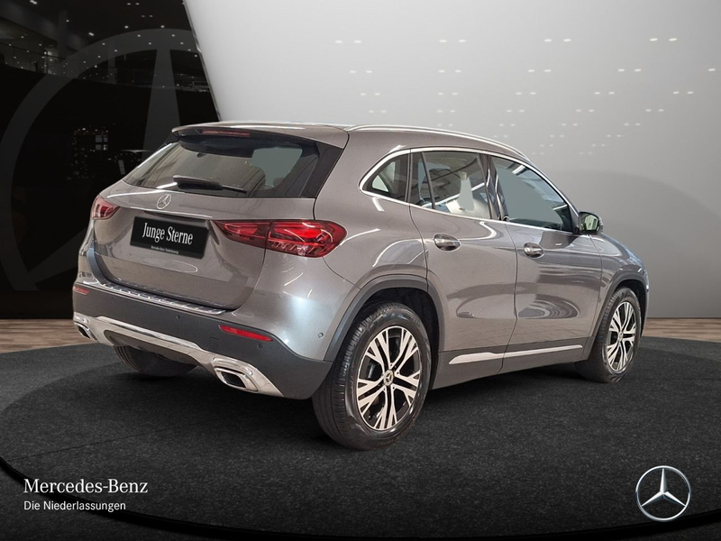 Mercedes-Benz GLA 200 PROGRESSIVE+360°+LED+TOTW+KEYLESS+7G — photo 8