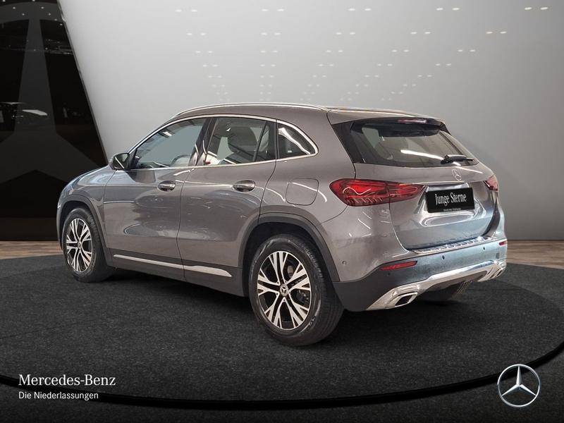 Mercedes-Benz GLA 200 PROGRESSIVE+360°+LED+TOTW+KEYLESS+7G — photo 10