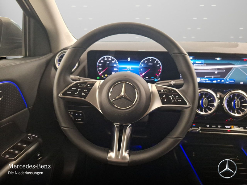 Mercedes-Benz GLA 200 PROGRESSIVE+360°+LED+TOTW+KEYLESS+7G — photo 14